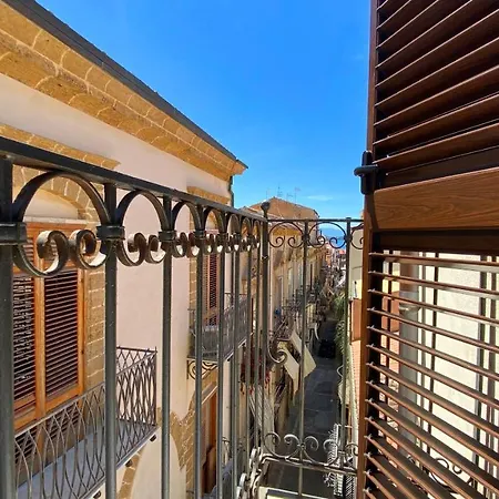 Terrazze Xxv Novembre *