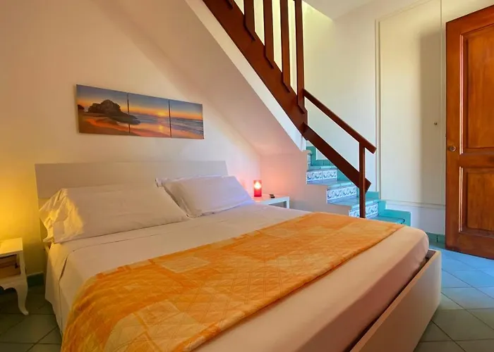 Terrazze Xxv Novembre Apartament *