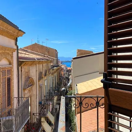 Terrazze Xxv Novembre Apartamento Cefalú